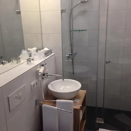 Hubertushoehe Otel Pentling
